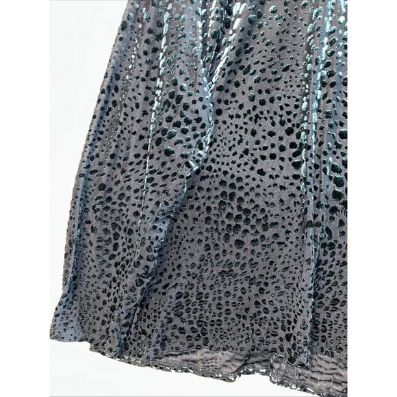 Lane Bryant Women’s 22/24 Green Velvet Leopard Burnout Blouse Fairy Grunge - Picture 6 of 15